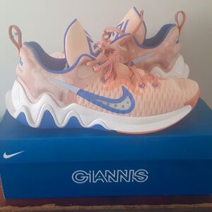 Nike Men's Giannis Immortality Basketball Sneakers Size 13